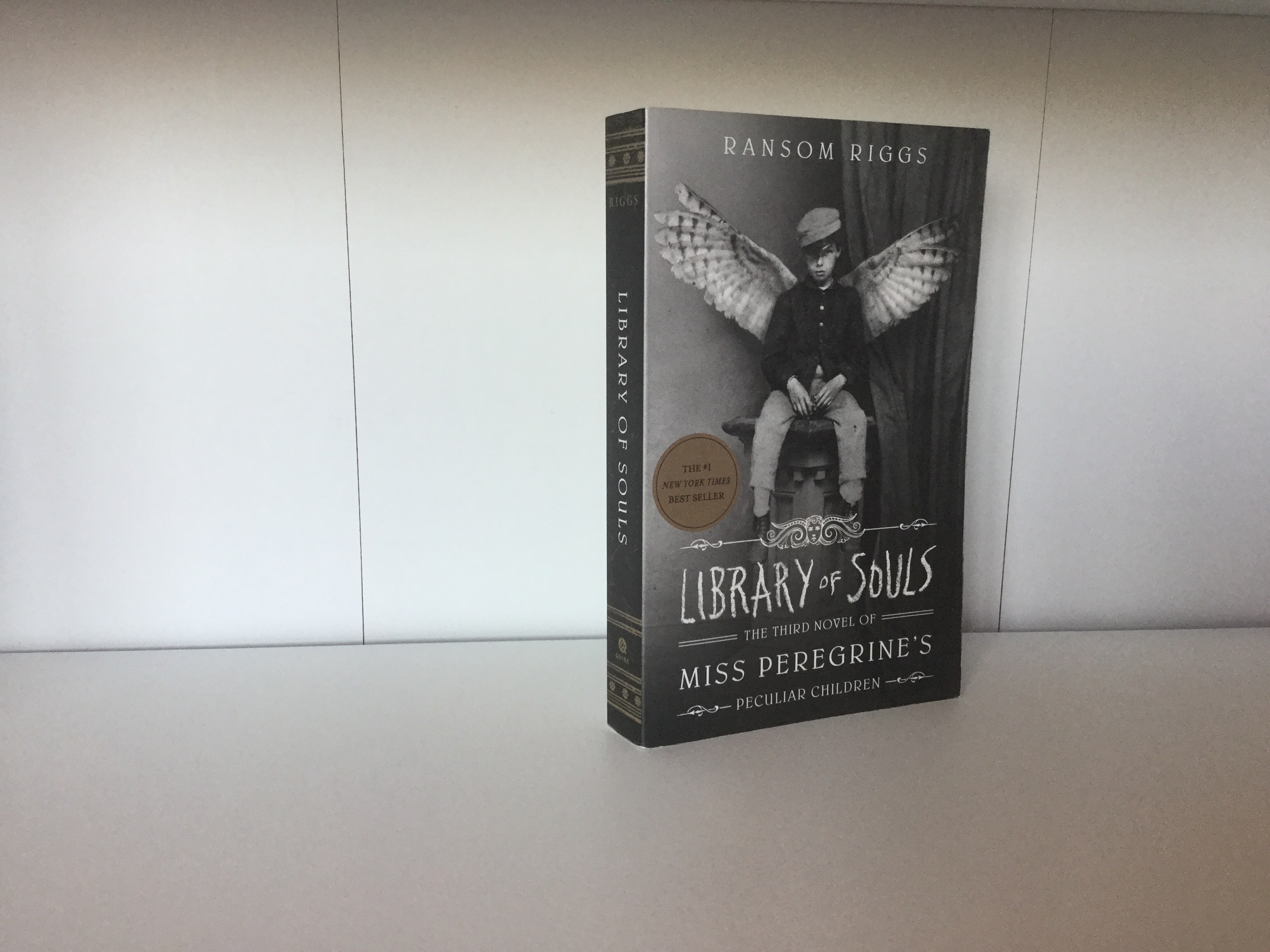 The cover of Library of Souls by Ransom Riggs